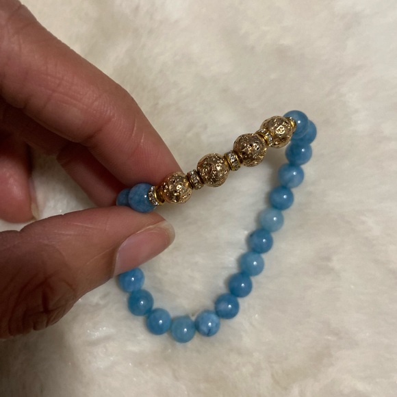 Blue crystal beaded bracelet handmade - Picture 4 of 7